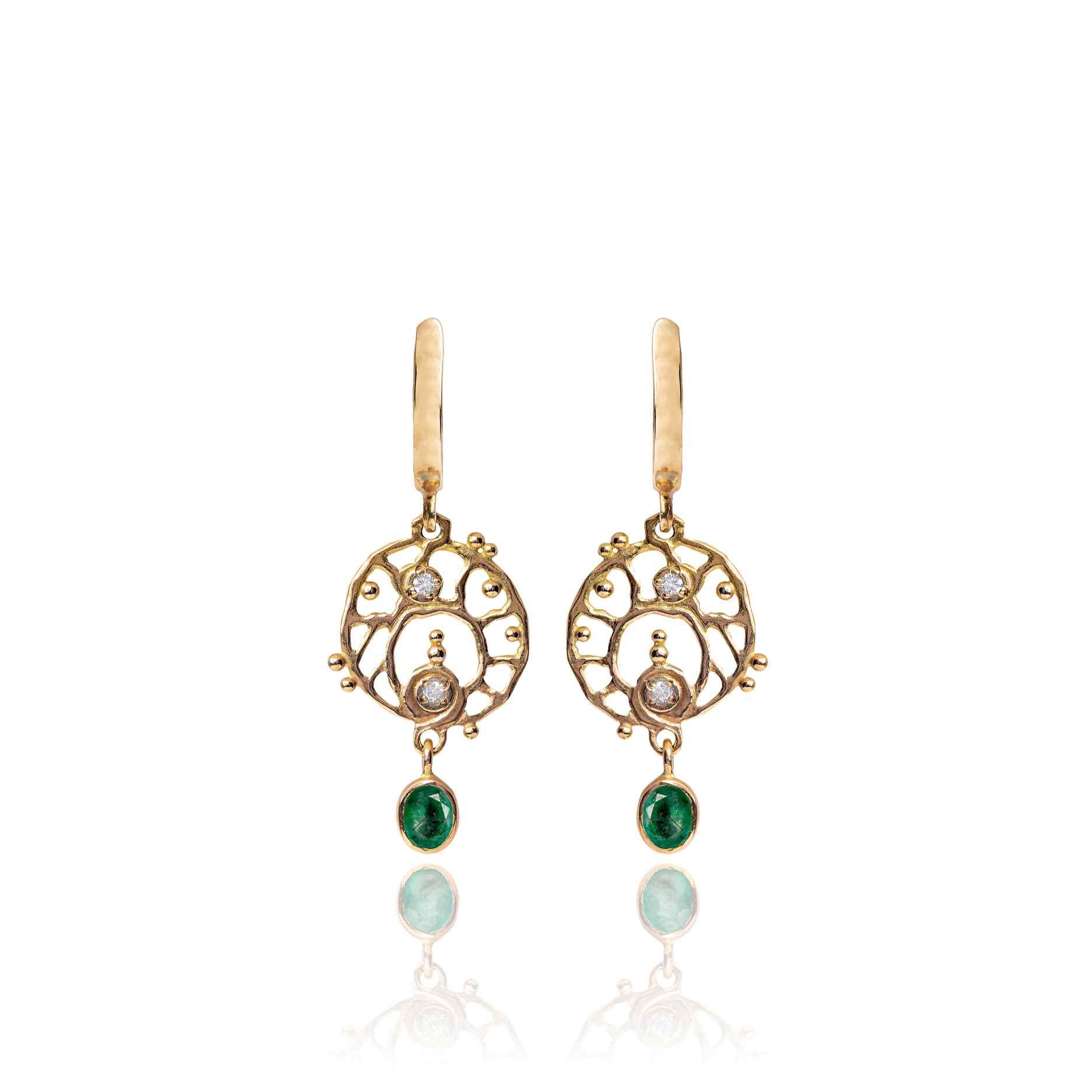 Marilisi handcrafted artisan gold baguette emerald ring fine jewelry front side