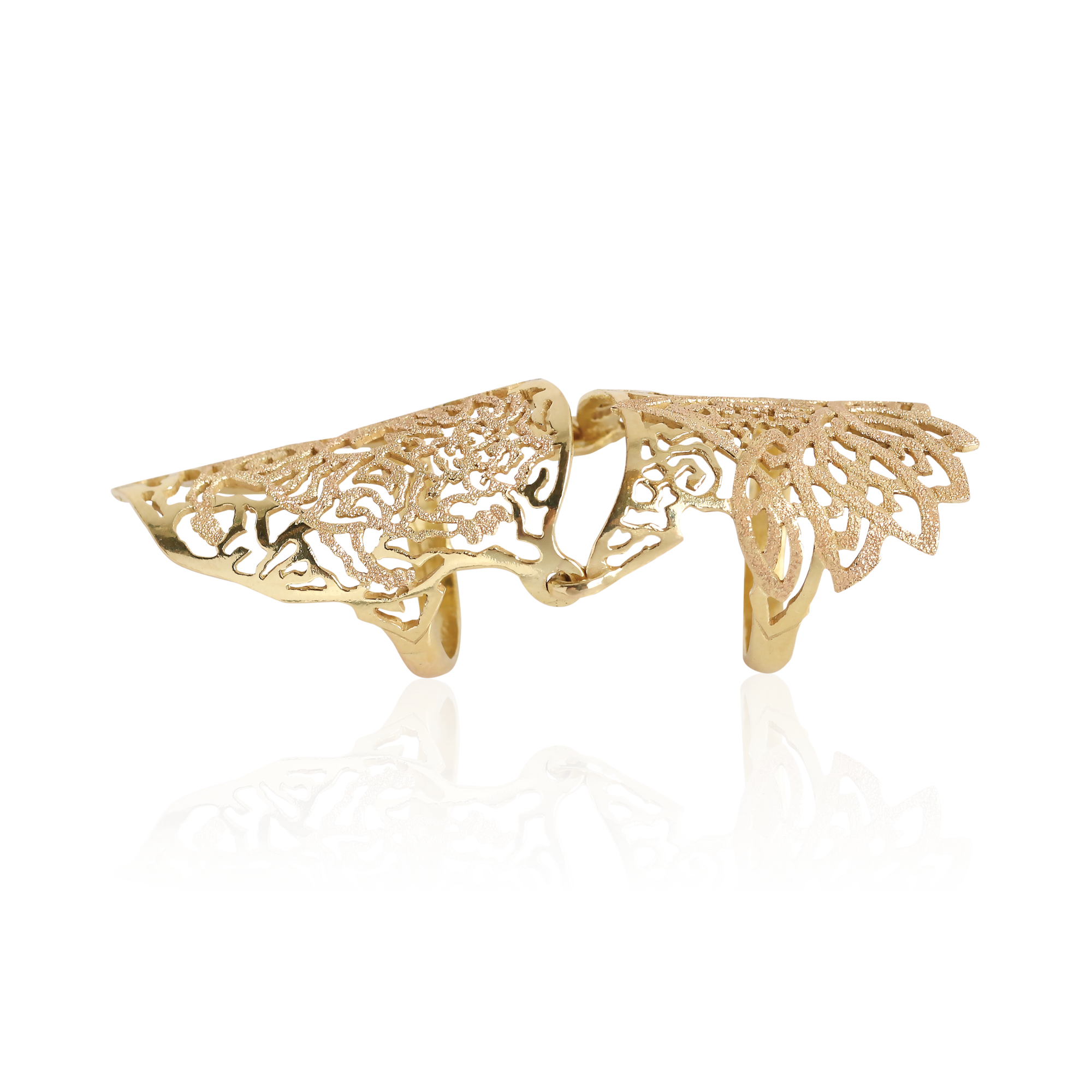 Marilisi artisan fine jewelry Yellow Gold armor ring depicting atztec ruler and lion side full